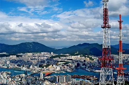 Image:Busan from gogalsan.jpg