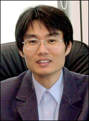Image:Jongbhak image office.jpg